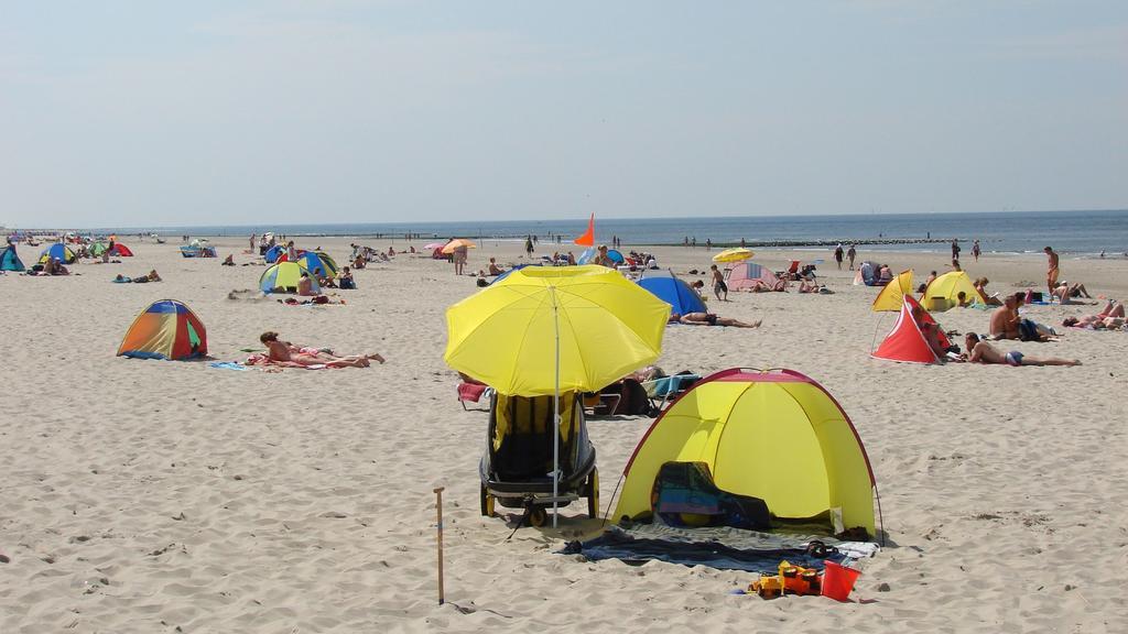 Strand49 Glamping Sint Maartenszee Sint Maartensvlotbrug Экстерьер фото